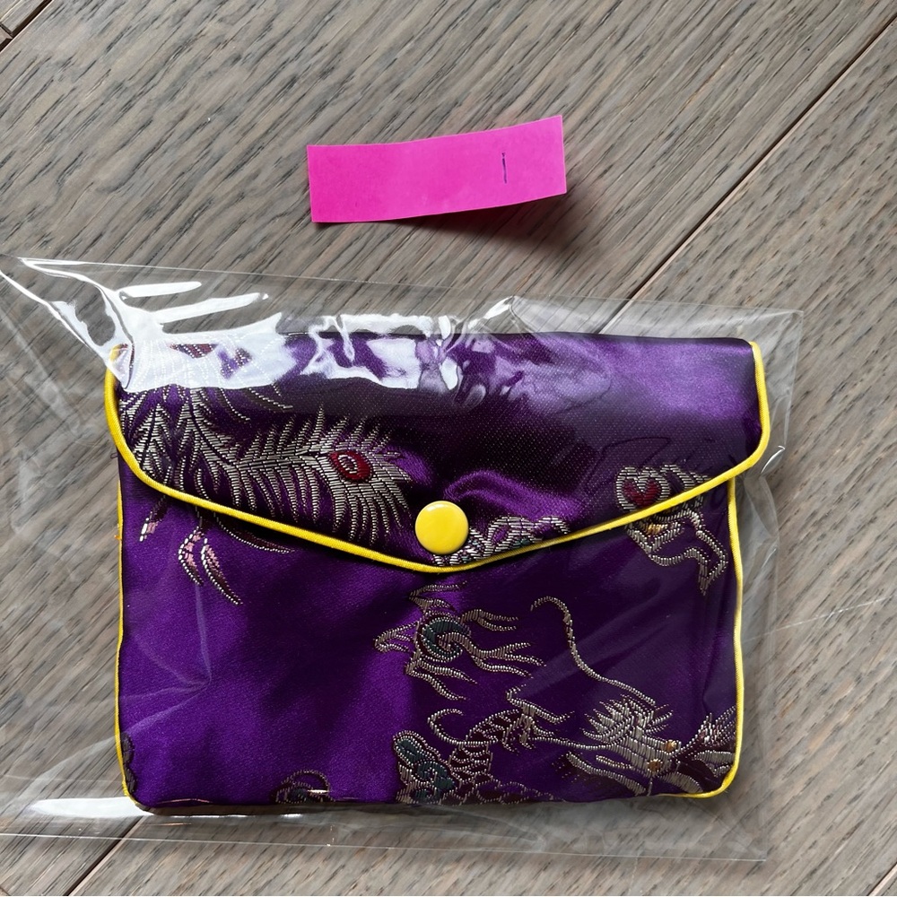 **NEW** #1 - MINI EMBROIDERED JEWELRY SATIN ZIPPERED POUCH